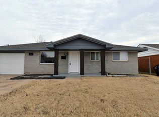 1112 N Janeway Ave, Moore, OK 73160