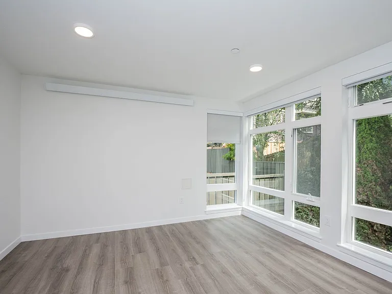 Plaid Apartments — Photo 42