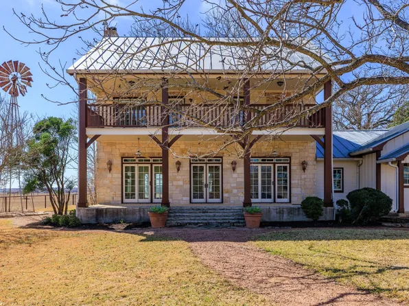 249 Eureka Ln, Fredericksburg, TX 78624