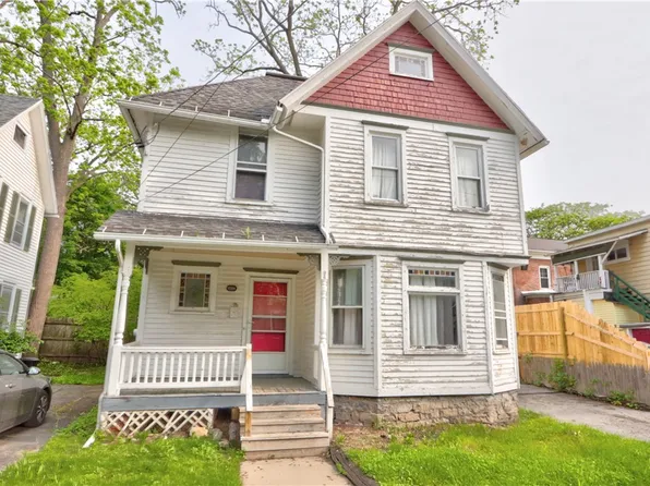 98 William St, Geneva, NY 14456