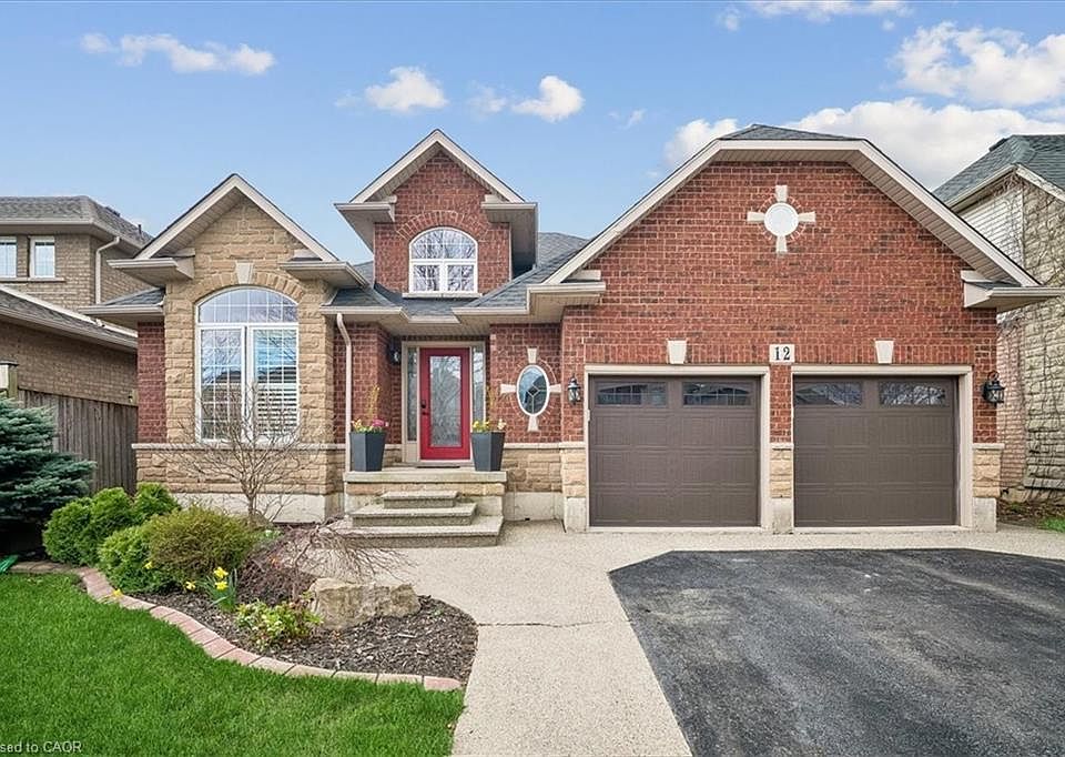 1st image of 12 Sophia Dr