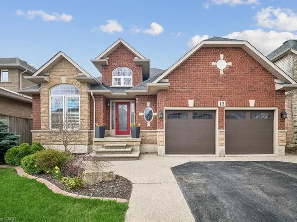 12 Sophia Dr, Hamilton, ON L0R 1P0