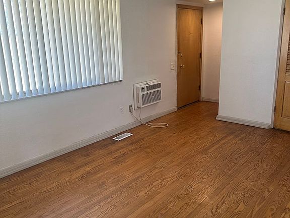 2nd image of 25 Nordell Ct #2