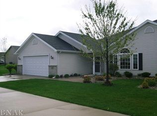 1303 Inglewood Cir, Bloomington, IL 61704