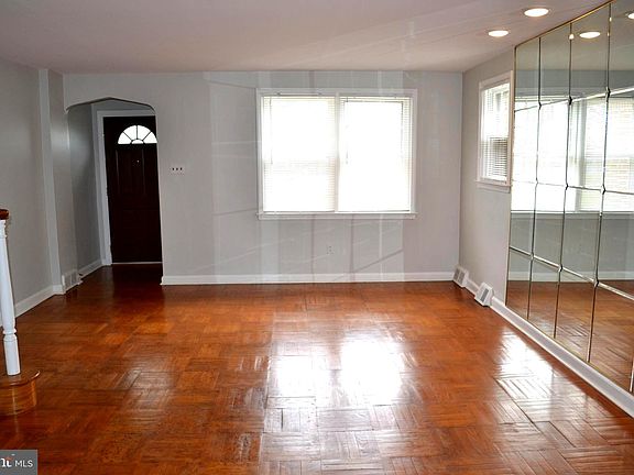 4th image of 6516 E Roosevelt Blvd
