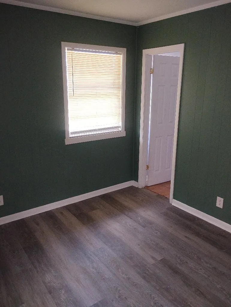 4 bed, 1329 sqft, $1,800 — Photo 2