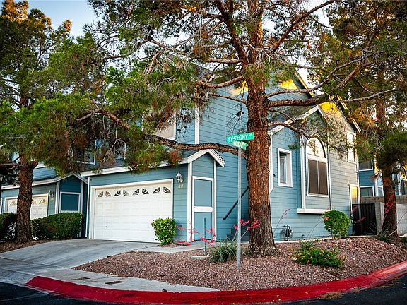 3rd image of 3217 Symphony Dr