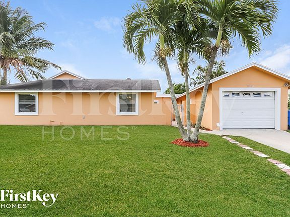 3rd image of 10404 Oliver Ln
