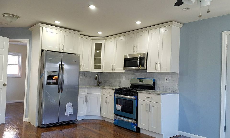 1st image of 13500 220th St #2