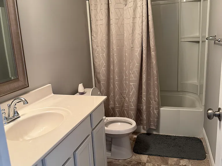 997 McKinney Ln — Photo 10