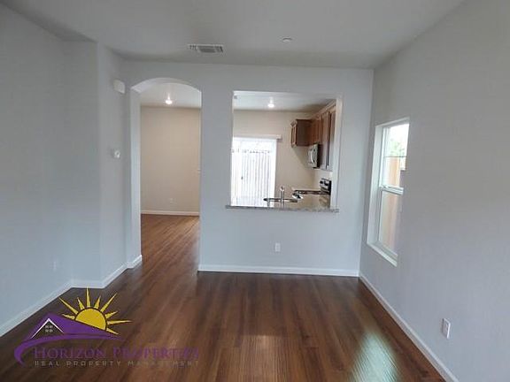 5th image of 8136 Creeping Willow Ln