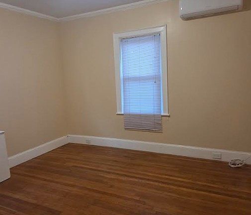 5th image of 4225 Hill Ave Unit 1