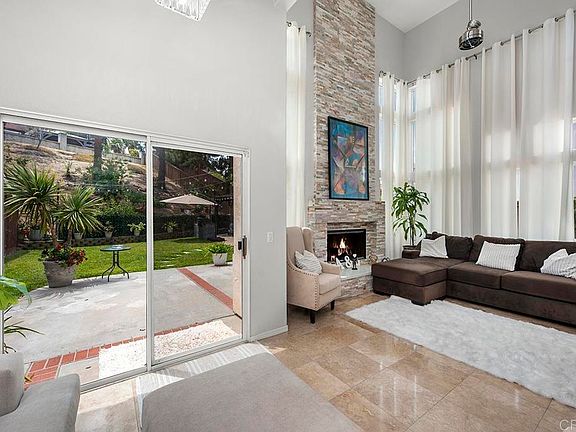 4th image of 1254 La Crescentia Dr
