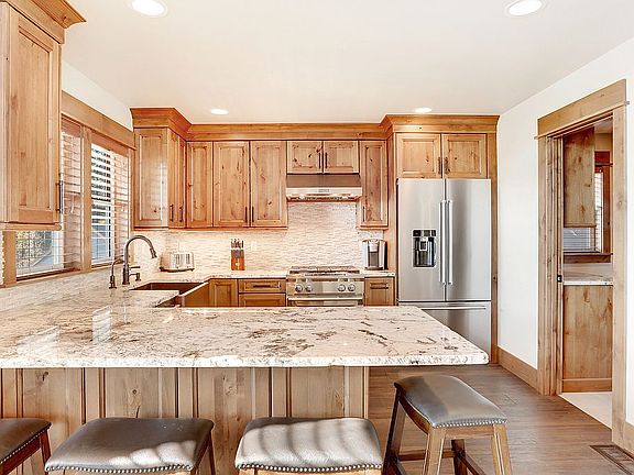 5th image of 173 Wintergreen Ln