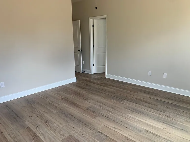 6893 Summerset Dr — Photo 31