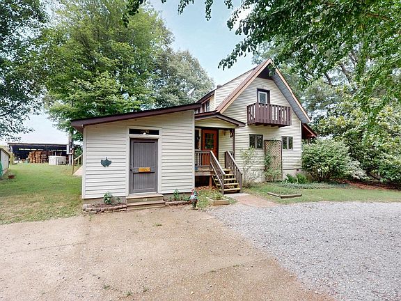 2nd image of 2539 Springhill Rd