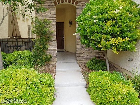 2nd image of 9157 Worsley Park Pl #0