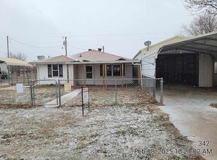 1514 Finney Dr, Carnegie, OK 73015