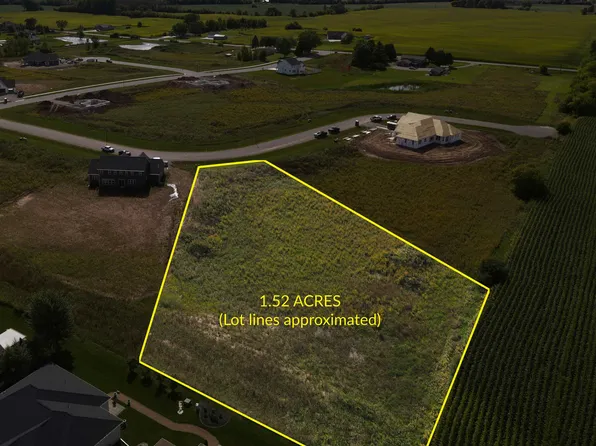 N Rose Meadow Ln #16, Appleton, WI 54913