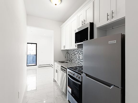 3rd image of 1803 E 16th Steeet #2