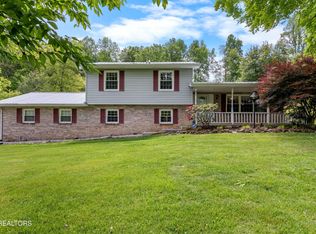 150 Lillywood Dr, La Follette, TN 37766