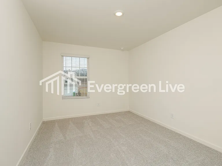 236 Long Dr — Photo 7
