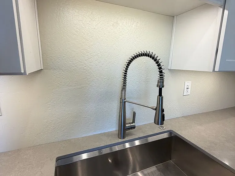 1220 Monte Vista Ct #B — Photo 7