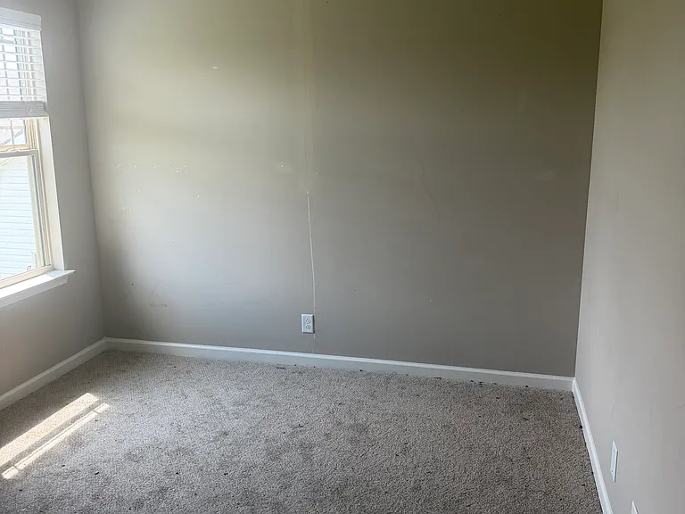 2324 Shafer Dr — Photo 4