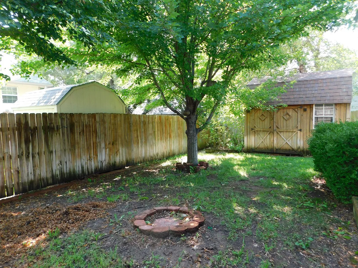 *Coming Soon* 2320 Gentry Lane - 4 Bed / 2 Bath $2,000 — Photo 1