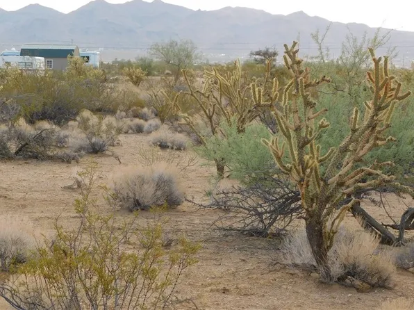 3740 N Horse Mesa Rd, Golden Valley, AZ 86413