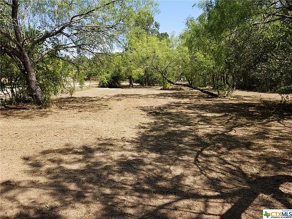 4th image of 353 Parkcreek Dr