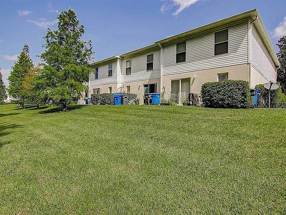 2nd image of 9951 Ashburn Lake Dr