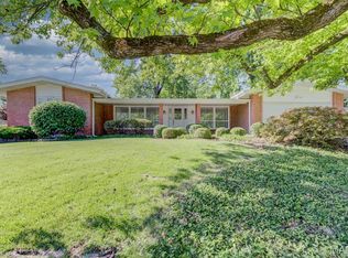 38 Forestvale Dr, Chesterfield, MO 63017