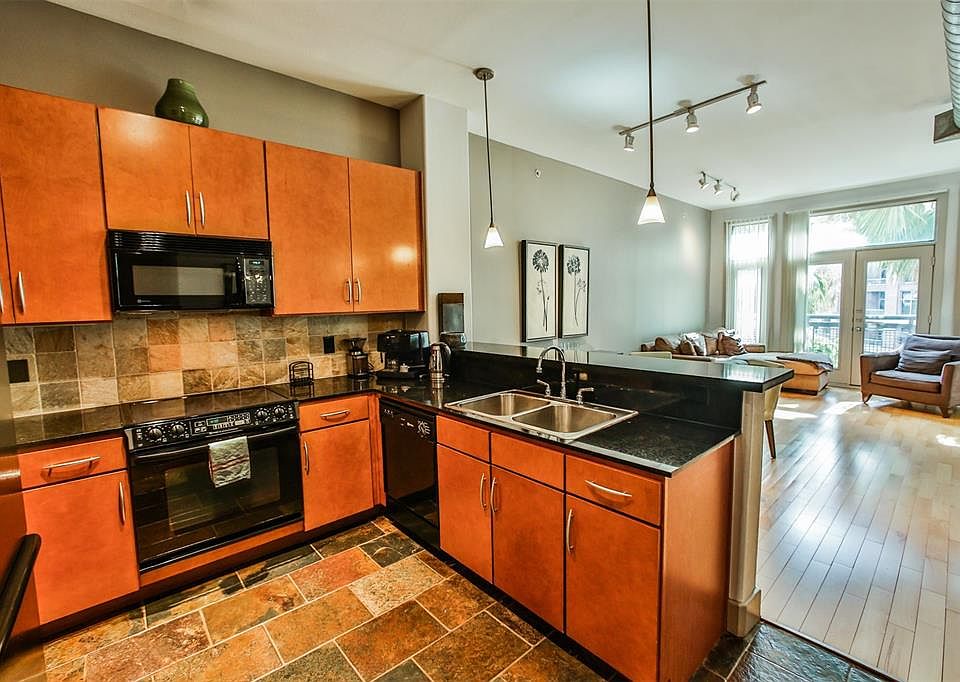 1st image of 1901 Post Oak Blvd APT 4112