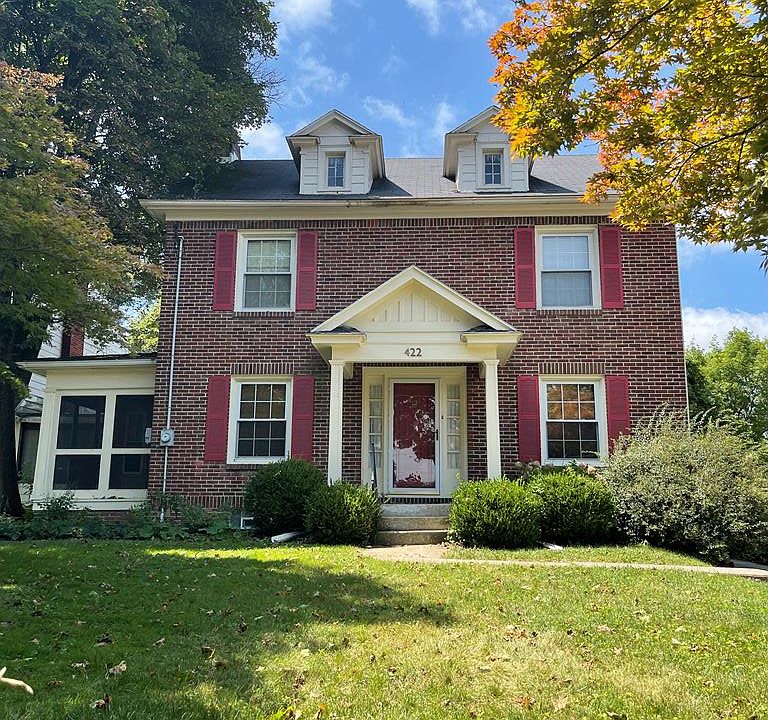 1st image of 422 Marion Ave