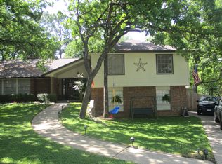 1718 Autumn Ln, Arlington, TX 76012