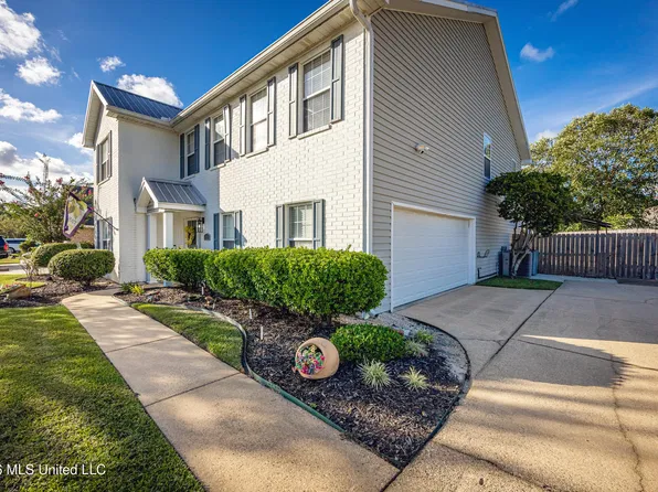 3509 Farrington Ct, Ocean Springs, MS 39564