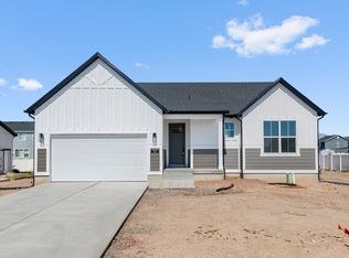 3016 W 2650 N, Clinton, UT 84015