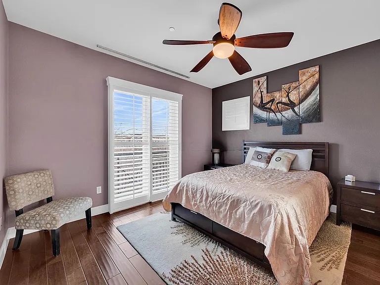 261 Esfahan Ct — Photo 6