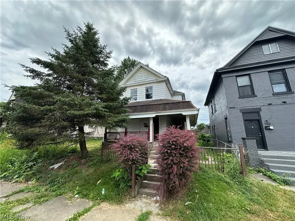 1426 Pennsylvania Ave, Steubenville, OH 43952