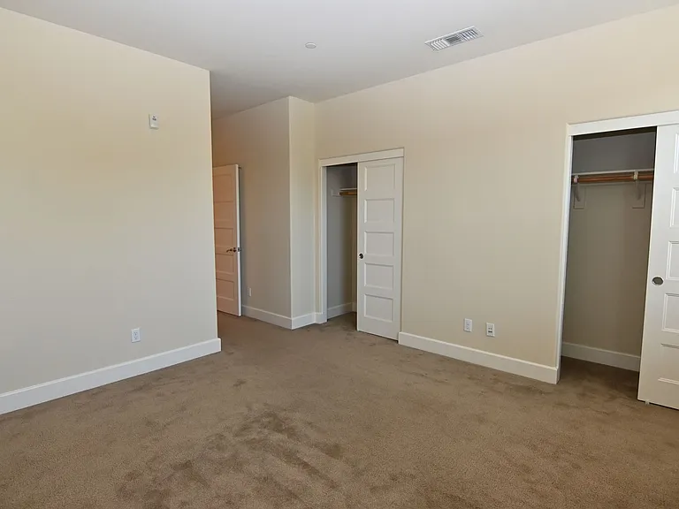 6543 Tralee Village Dr — Photo 9