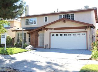 19608 Runnymede St, Reseda, CA 91335