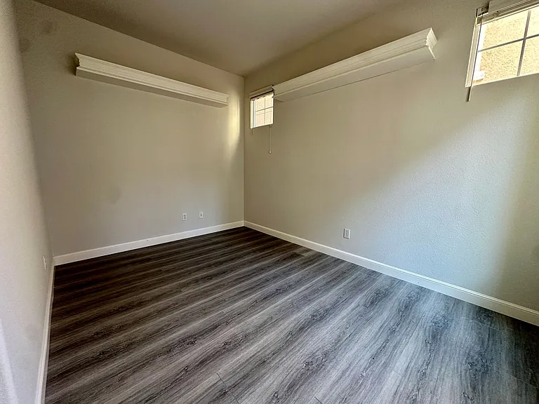 4226 Tobin Cir — Photo 12
