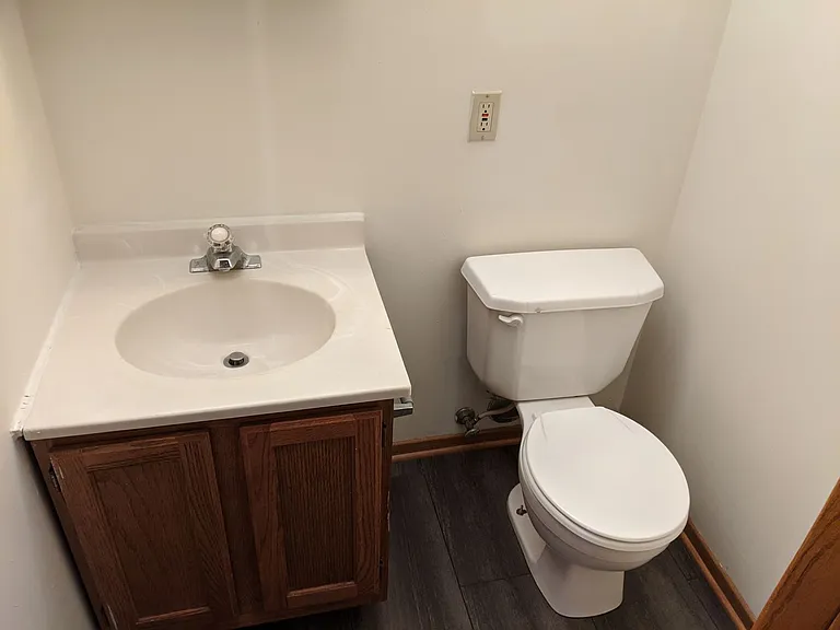 1111 Spiros Ct — Photo 2