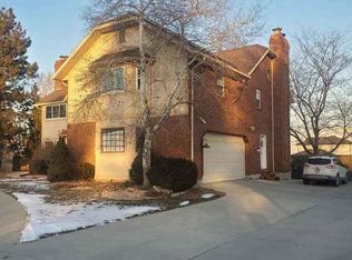 9811 S Dunsinane Dr, South Jordan, UT 84009