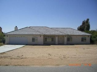 17076 Ocotilla Rd, Apple Valley, CA 92307