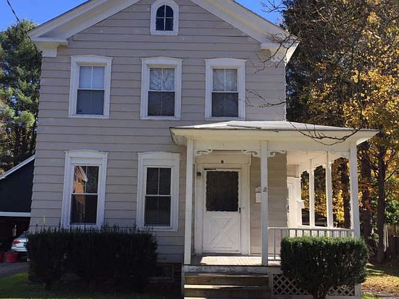 3rd image of 9 Eagle St