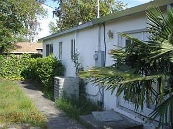2nd image of 2153 Meadowview Rd