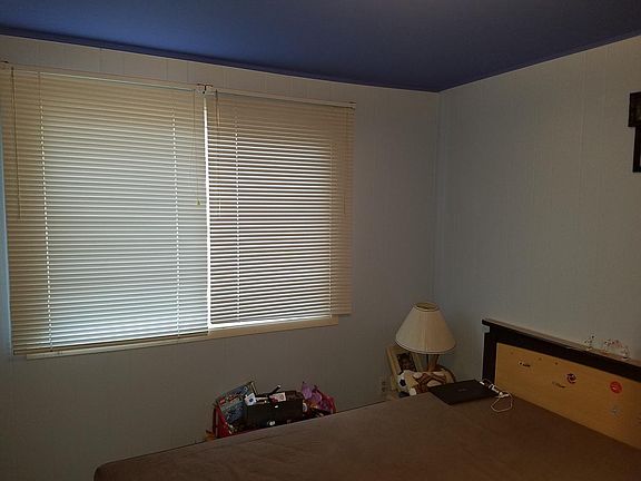 3rd image of 5262 Breeze Hill Pl
