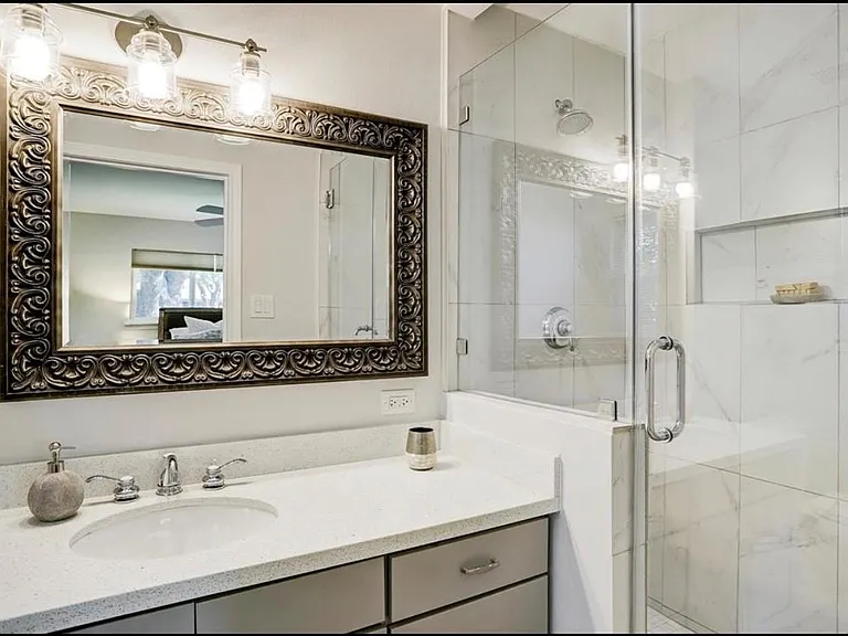 5403 Carew St — Photo 15